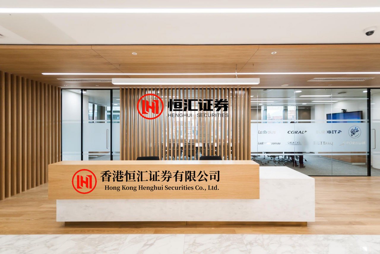 誉信配资 理哥：一只股票是否有主升浪，决定性因素是它的底部资金介入强度。在底部结构中产生的大阳线，并不能代表一定就是做多资金，任何时候产生的放量阳线，都是做多力量释放。做多力量释放，虽然是做多主导了股价上...